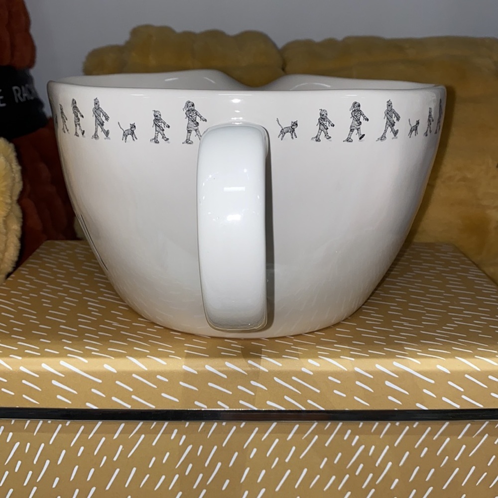 Rae Dunn Happy Halloween Batter Bowl White Ceramic - Brand New - Picture 9 of 9